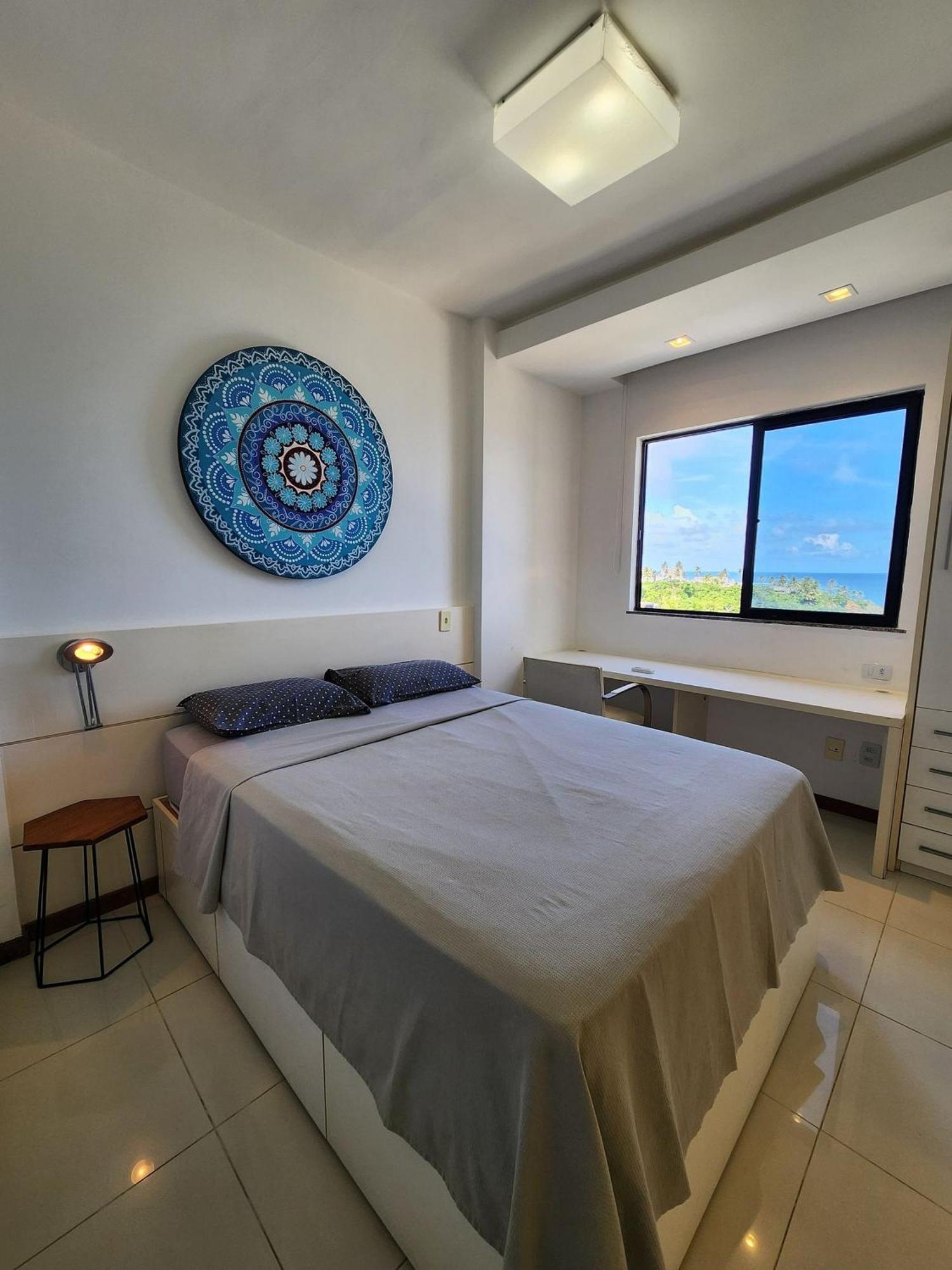 Predio A Beira-mar, Na Melhor Localizacao Do Rio Vermelho. Apartamento *
