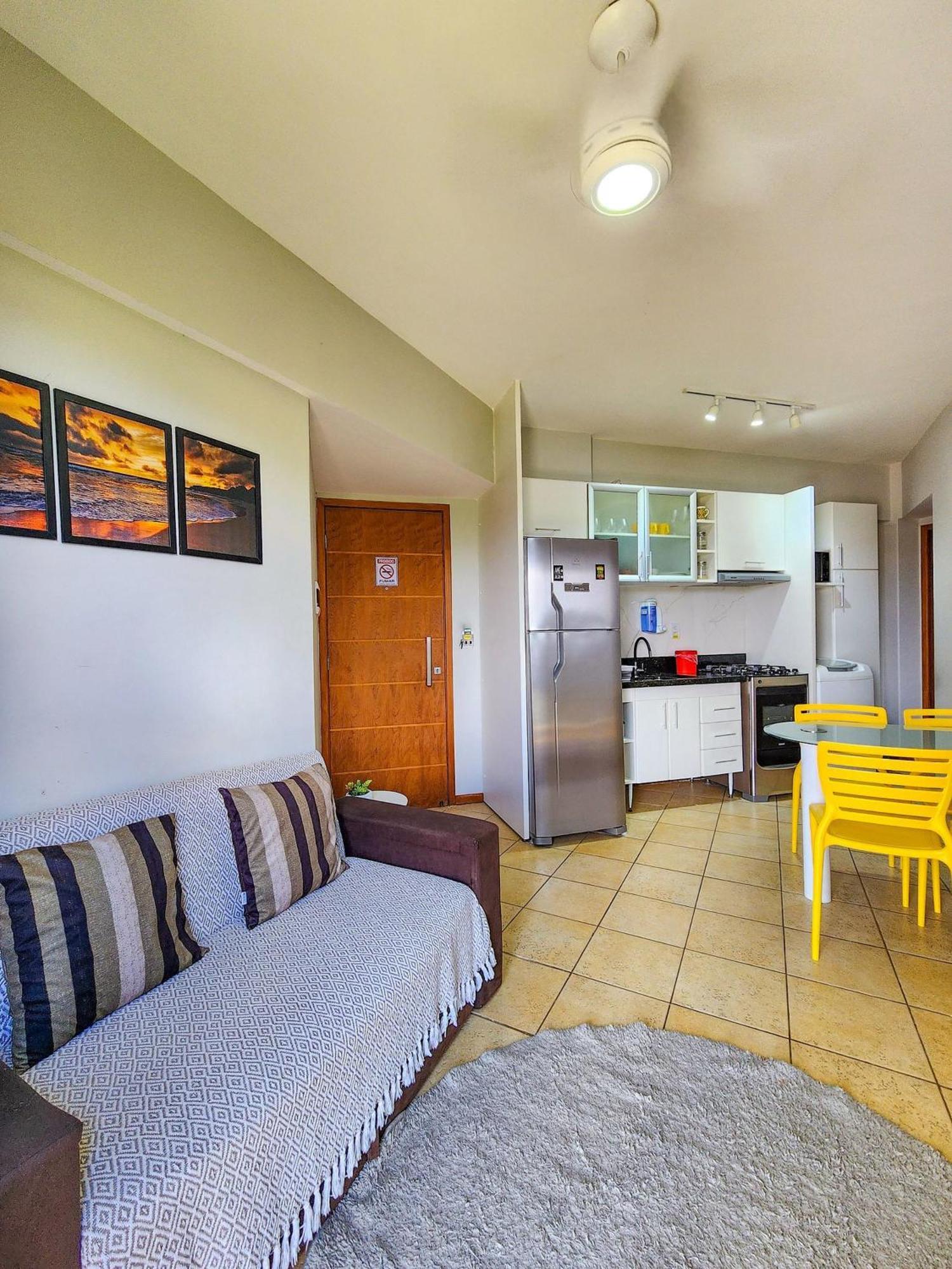 Predio A Beira-mar, Na Localizacao Do Rio Vermelho. Apartment *