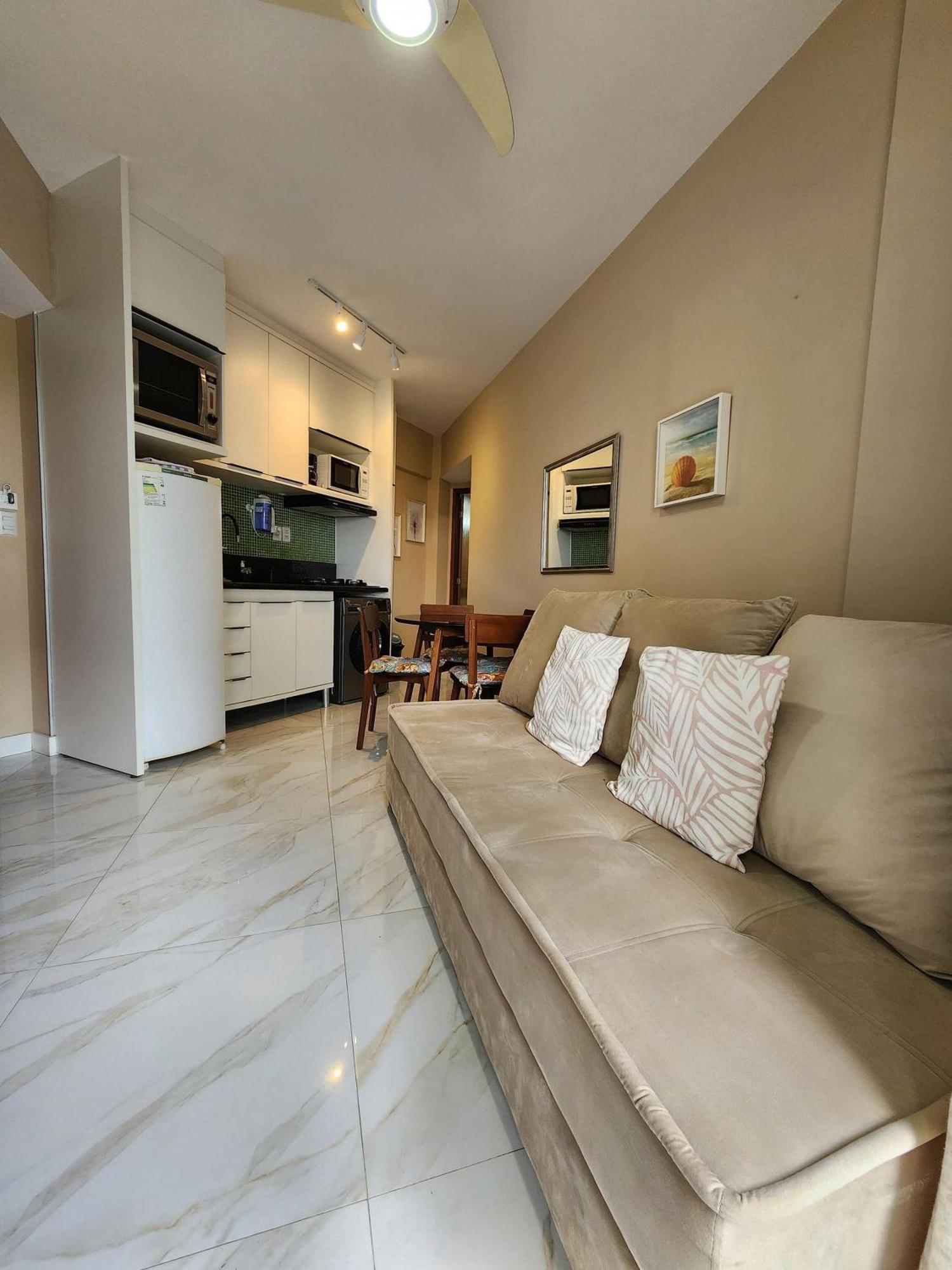 Apartment Predio A Beira-mar, Na Localizacao Do Rio Vermelho. Salvador