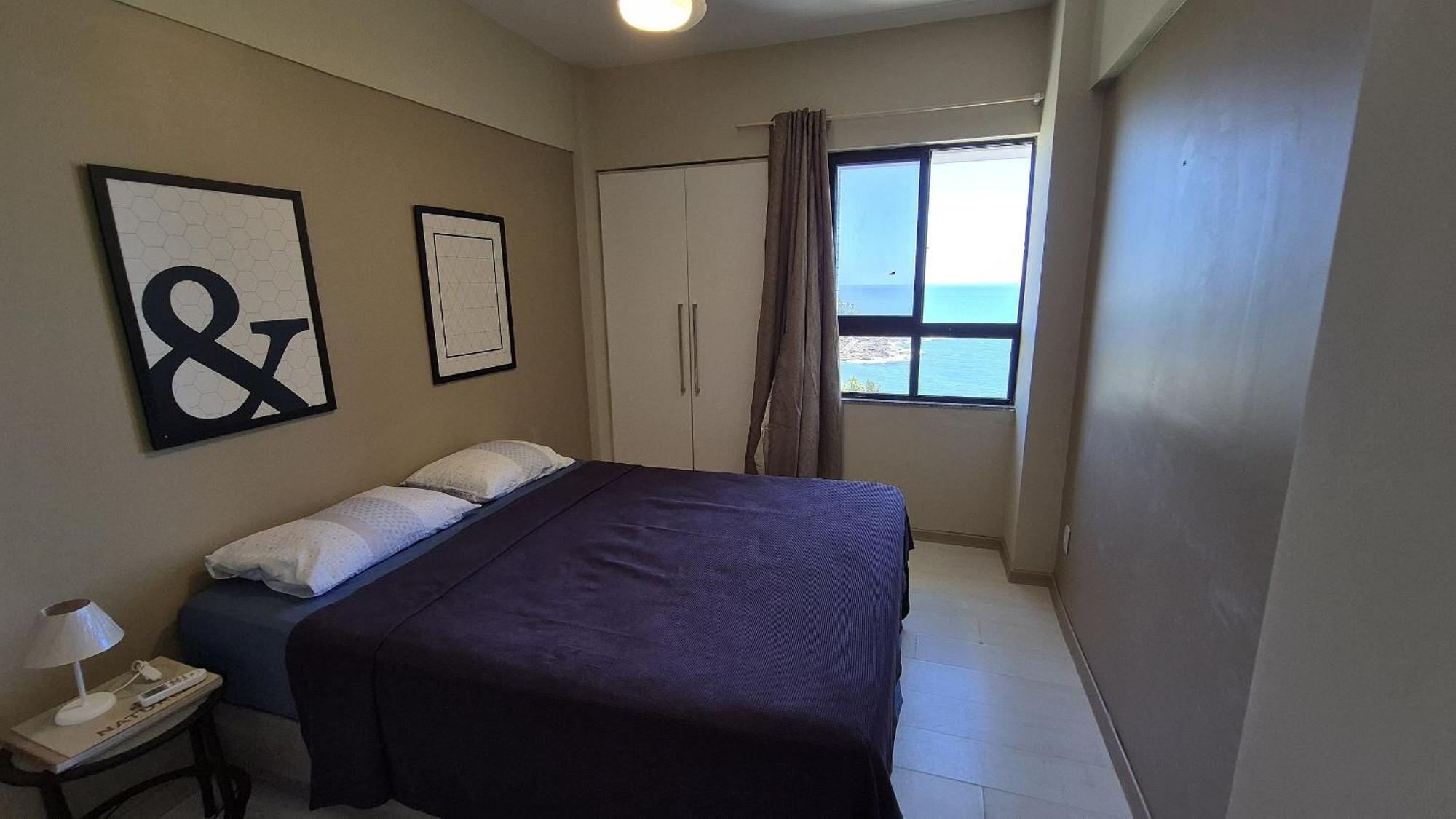 Predio A Beira-mar, Na Localizacao Do Rio Vermelho. Apartment *